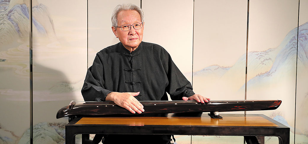 Wu Wenguang, joueur virtuose de guqin. WANG JING / CHINA DAILY