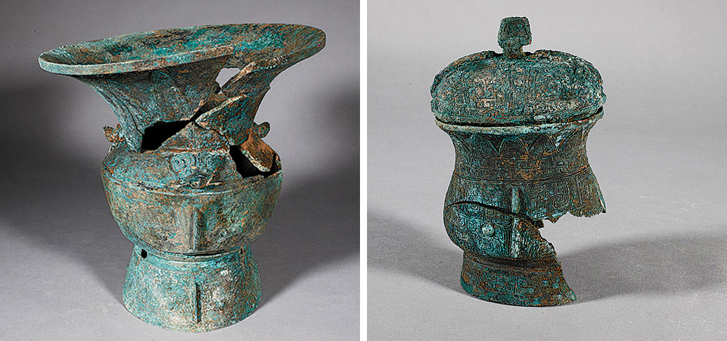 Deux objets en bronze extraits des ruines de Yinxu