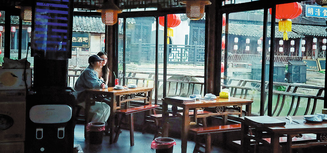 Ce restaurant fournit un point de vue parfait pour apprécier le site. JIANG DONG / CHINA DAILY